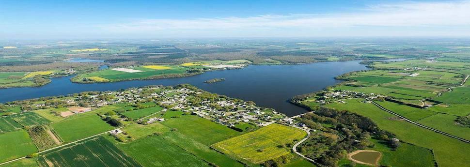 Vue aerienne lac copie